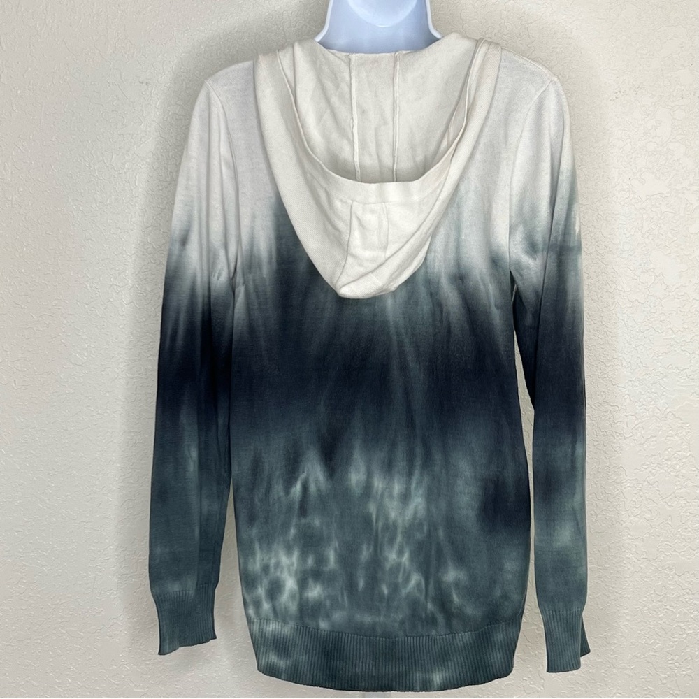 Chaser Tie Dye Hoodie, Blues, deep V, Knit fabric, Medium - Picture 7 of 9